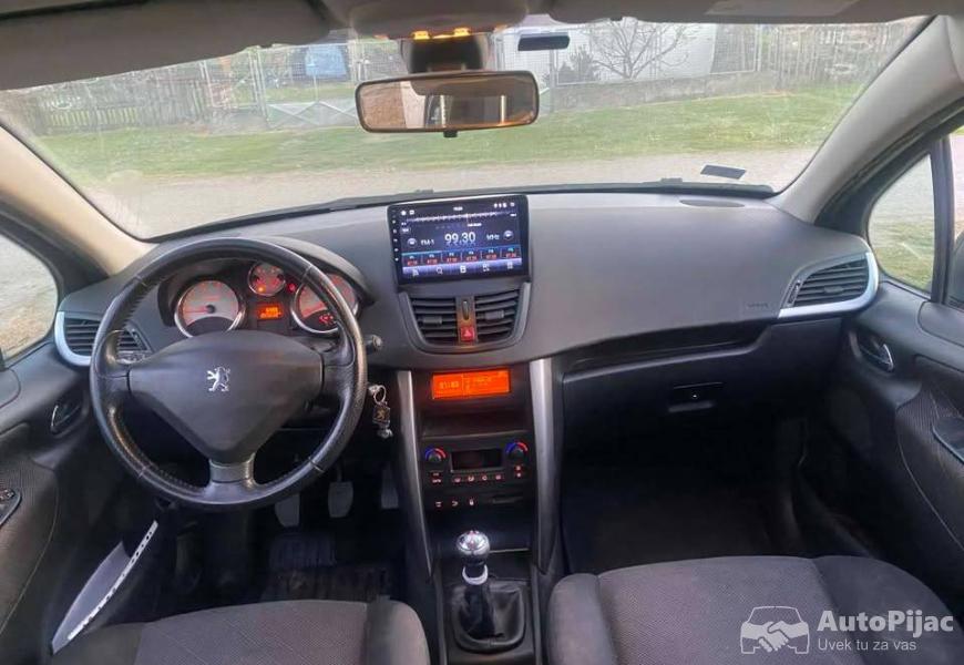 pezo_207_14_benzin_70_kw_pezoo_reg_do_12_meseca_10_polovni_automobili_autopijac.rs