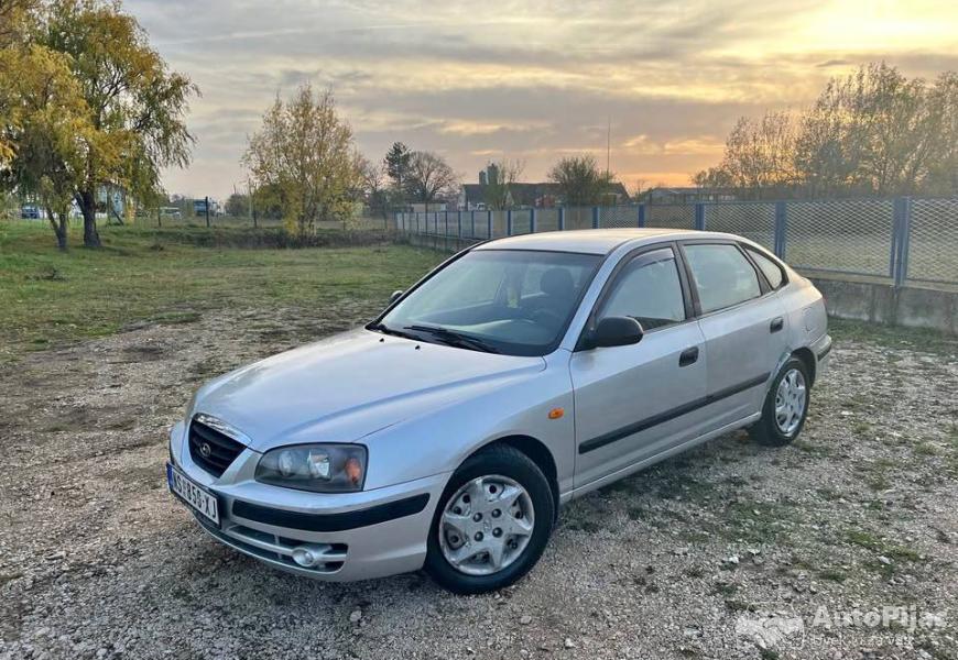 hyundai_elantra_16_gls_05_1_polovni_automobili_autopijac.rs