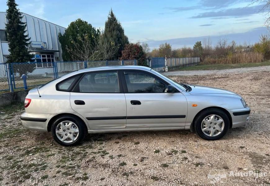 hyundai_elantra_16_gls_05_5_polovni_automobili_autopijac.rs