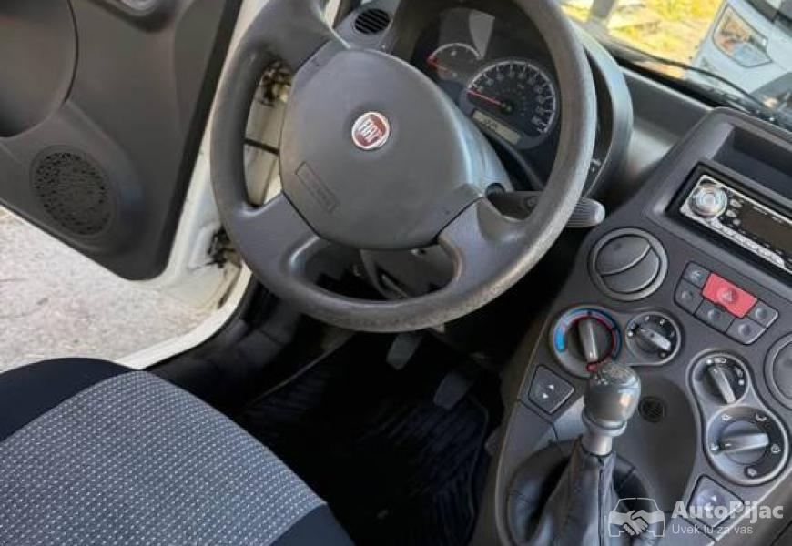 fiat_panda_12_8_polovni_automobili_autopijac.rs