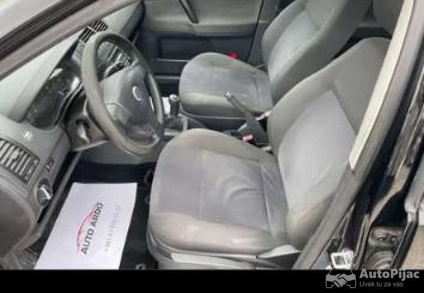 polo_14_benzin_55kw_10_polovni_automobili_autopijac.rs