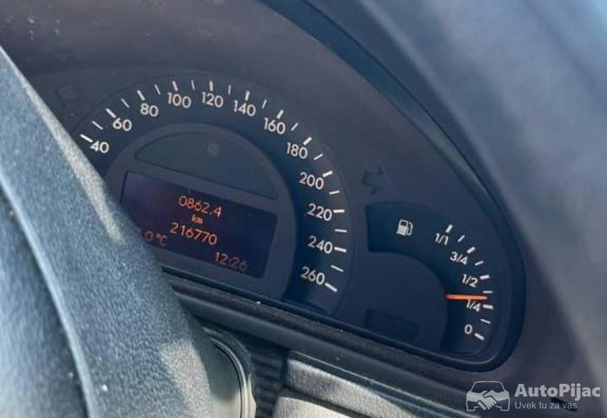 prodaja_mercedesa_c220_7_polovni_automobili_autopijac.rs