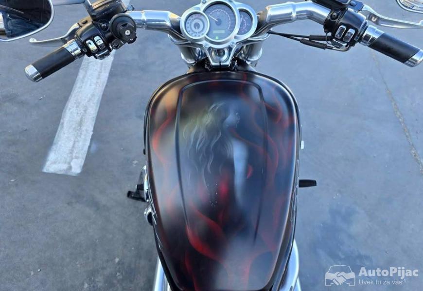 harley_davidson_v_rod_muscle_10_polovni_automobili_autopijac.rs