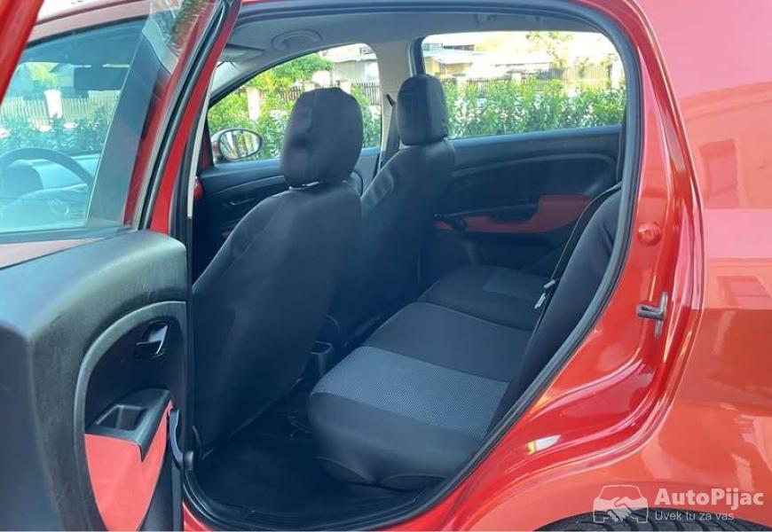 fiat_grande_punto_10_polovni_automobili_autopijac.rs