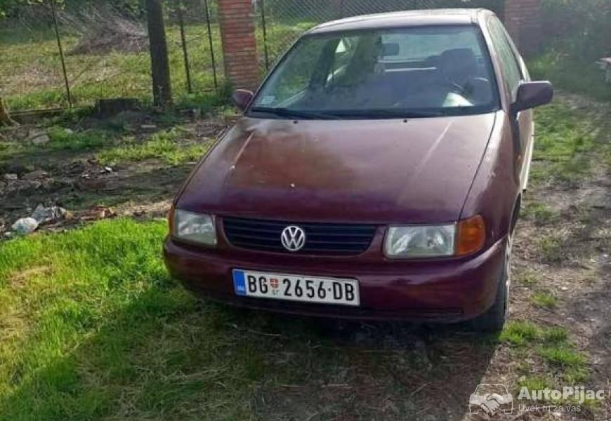 polo_10_za_delove_1_polovni_automobili_autopijac.rs