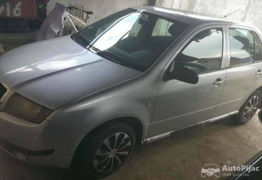 skoda_fabija_4_polovni_automobili_autopijac.rs