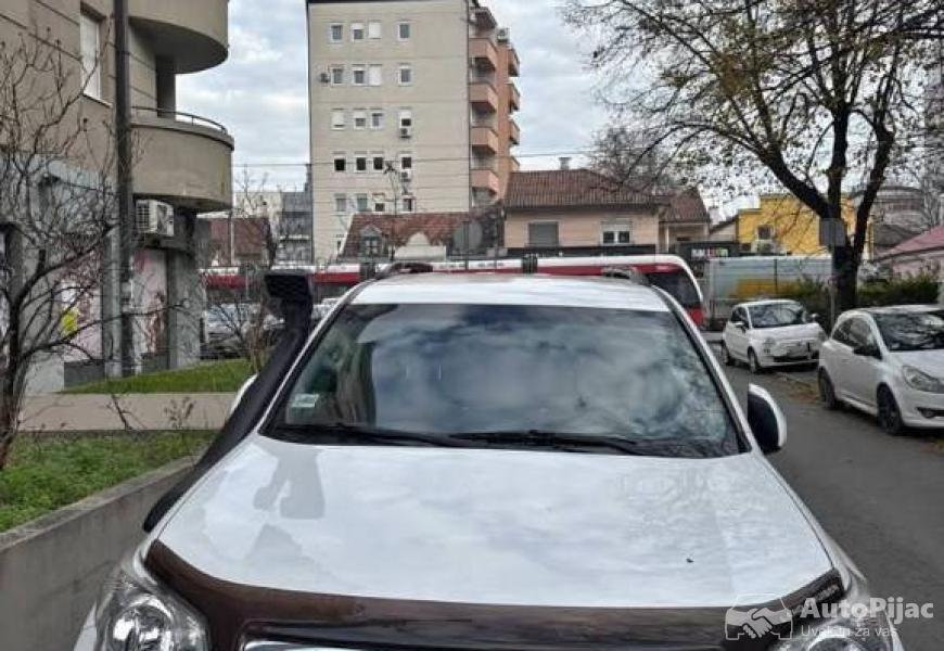 toyota_land_cruser_1_polovni_automobili_autopijac.rs