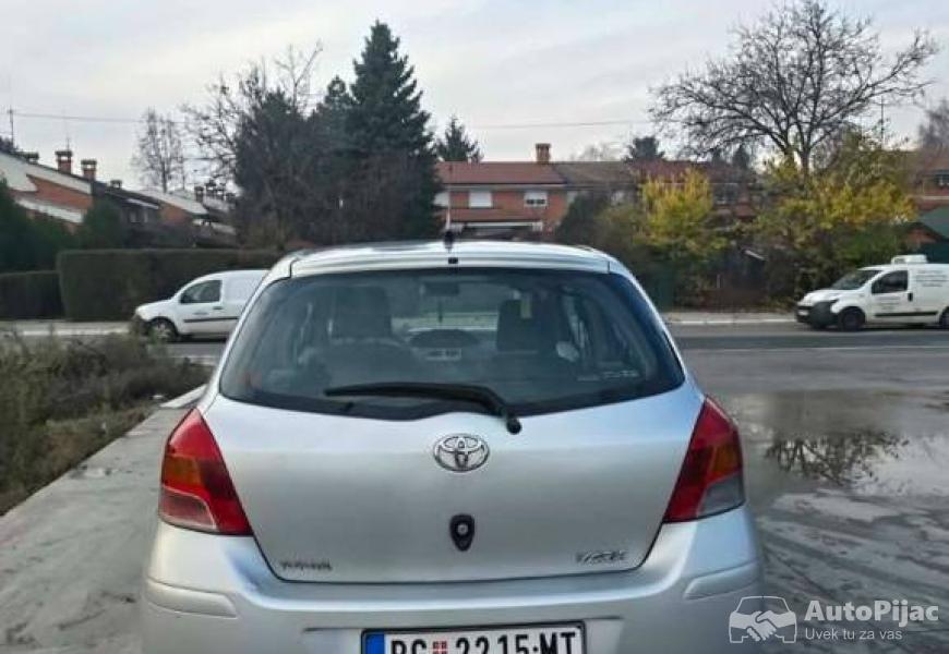 toyota_yaris_13_benz_2009_god_6_polovni_automobili_autopijac.rs