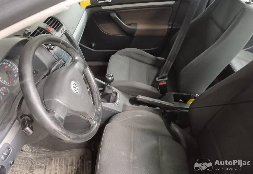 golf_5_tdi_vlasnikregistrovan_9_polovni_automobili_autopijac.rs