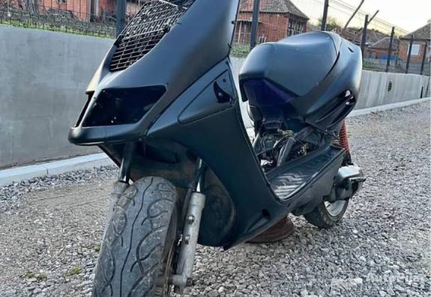 aprilia_sr50_2t_1_polovni_automobili_autopijac.rs