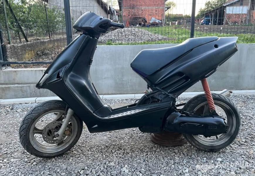 aprilia_sr50_2t_2_polovni_automobili_autopijac.rs