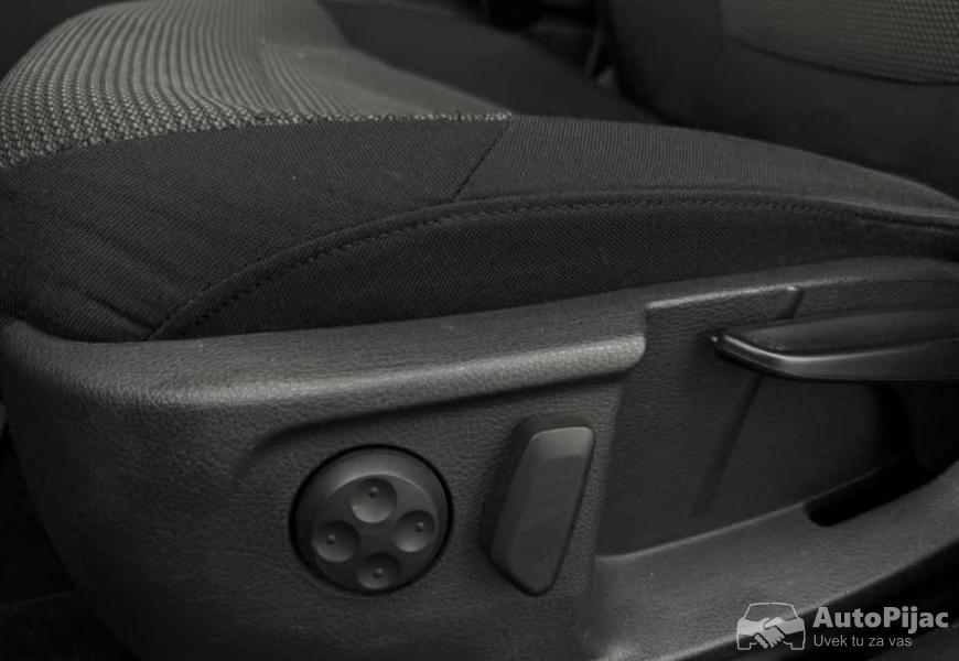 volkswagen_passat_16_tdi_105ks_2012_god_original_k_12_polovni_automobili_autopijac.rs