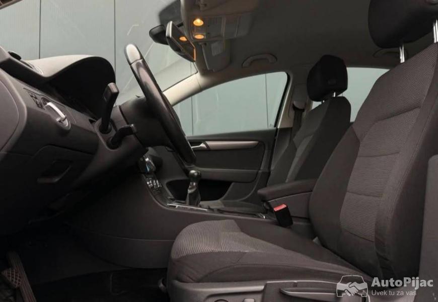 volkswagen_passat_16_tdi_105ks_2012_god_original_k_9_polovni_automobili_autopijac.rs