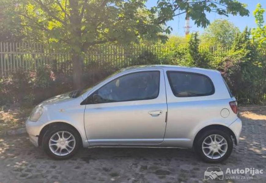 na_prodaju_toyota_yaris_2_polovni_automobili_autopijac.rs