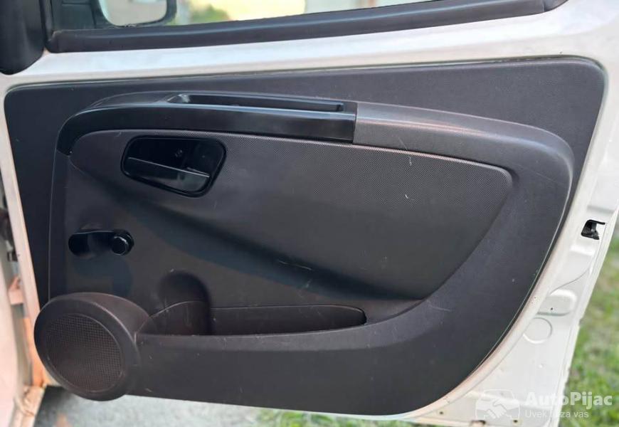 fiat_fiorino_14rst_2009god_9_polovni_automobili_autopijac.rs