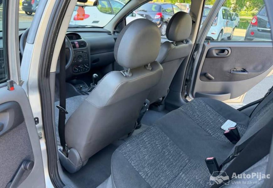 opel_corsa_c_8_polovni_automobili_autopijac.rs