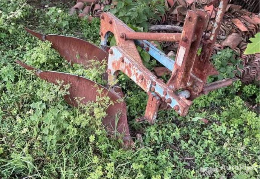 traktor_viljuskar_plugovi_7_polovni_automobili_autopijac.rs
