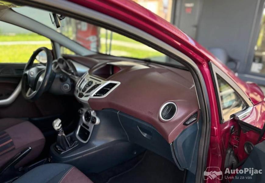 ford_fiesta_125b_2008hod_10_polovni_automobili_autopijac.rs