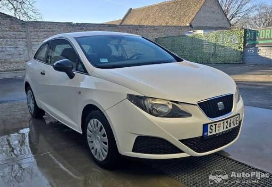 seat_ibiza_2010_14benzin_1_polovni_automobili_autopijac.rs