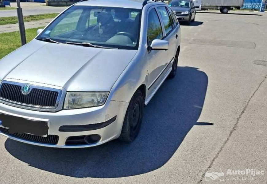 fabia_2006god_19sdi_dobar_auto_sa_jeftinim_odrzava_1_polovni_automobili_autopijac.rs