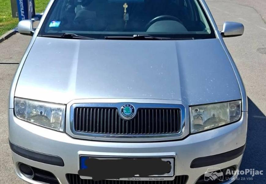 fabia_2006god_19sdi_dobar_auto_sa_jeftinim_odrzava_2_polovni_automobili_autopijac.rs