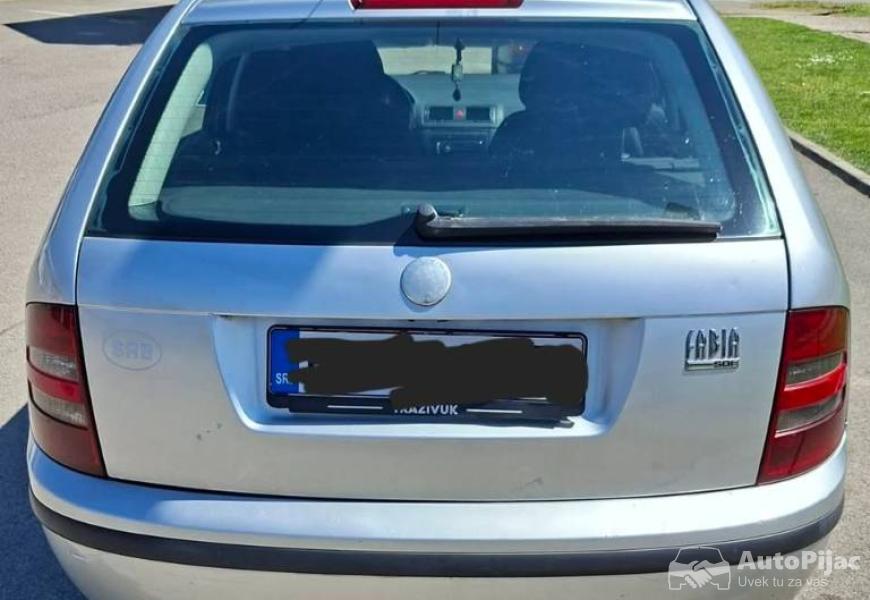 fabia_2006god_19sdi_dobar_auto_sa_jeftinim_odrzava_6_polovni_automobili_autopijac.rs