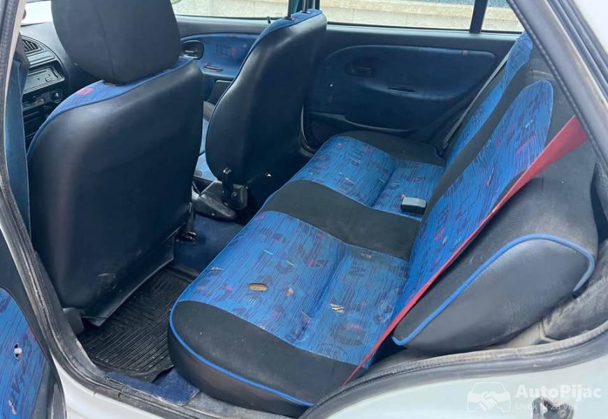 citroen_saxo_11_2003_godiste_reg_do_52026_7_polovni_automobili_autopijac.rs