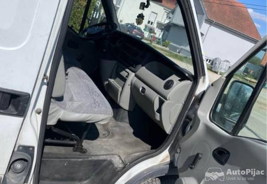 renault_master_25dci_10_polovni_automobili_autopijac.rs