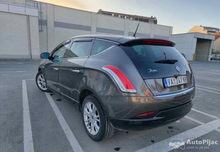 2008_lancia_delta_12_polovni_automobili_autopijac.rs