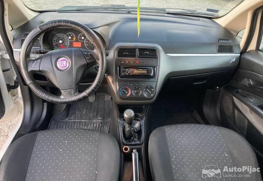 fiat_grande_punto_6_polovni_automobili_autopijac.rs