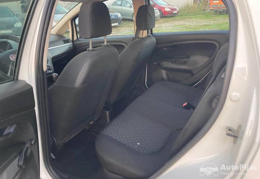 fiat_grande_punto_8_polovni_automobili_autopijac.rs