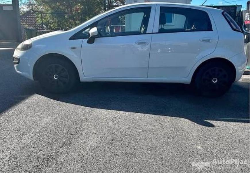 fiat_punto_evo_13_mjet_1_polovni_automobili_autopijac.rs