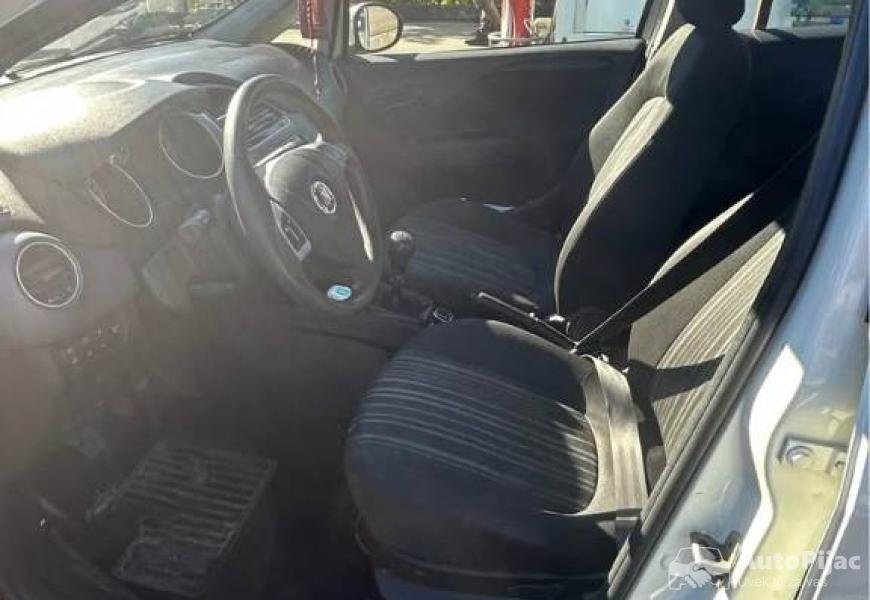 fiat_punto_evo_13_mjet_5_polovni_automobili_autopijac.rs