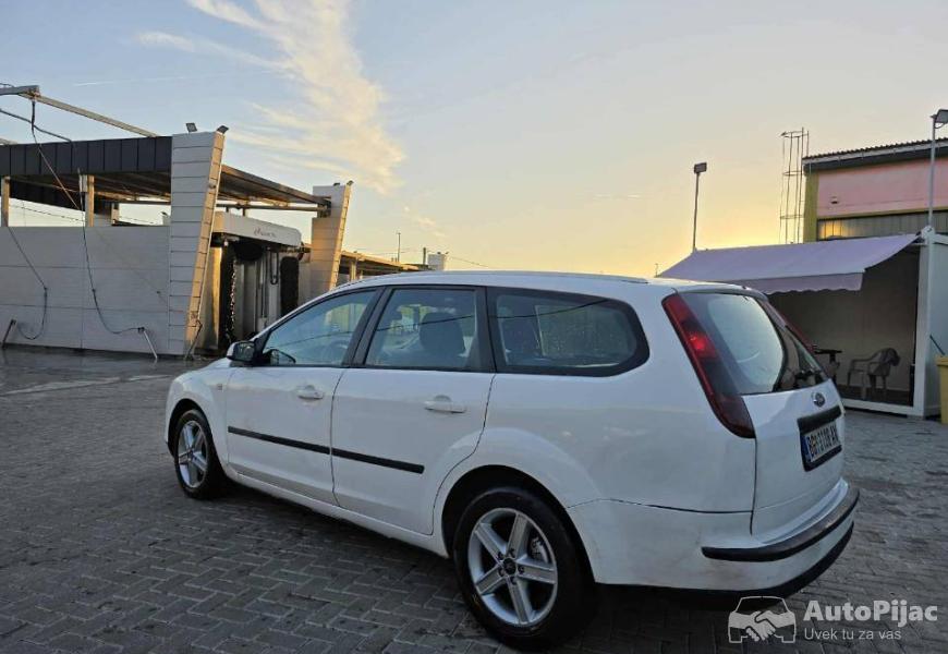 ford_fokus_16_dizel_66_kilovata_2006_godiste_2_polovni_automobili_autopijac.rs