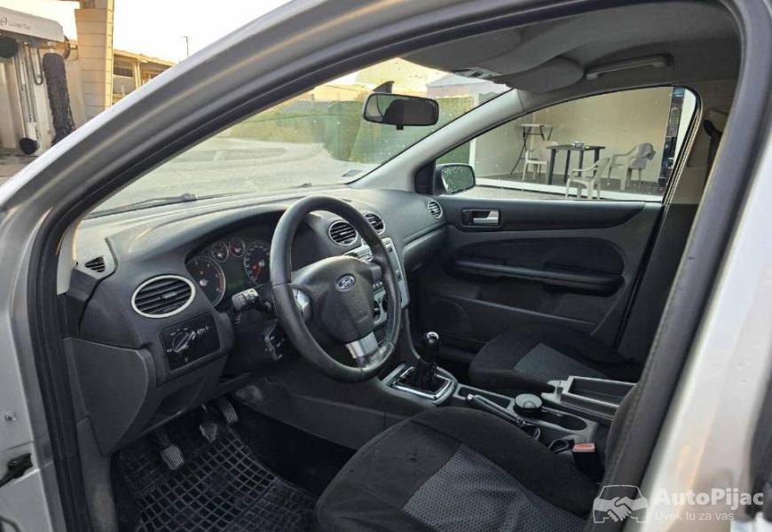 ford_fokus_16_dizel_66_kilovata_2006_godiste_3_polovni_automobili_autopijac.rs