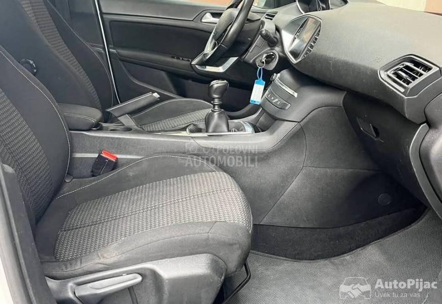 2020_peugeot_308_11_polovni_automobili_autopijac.rs