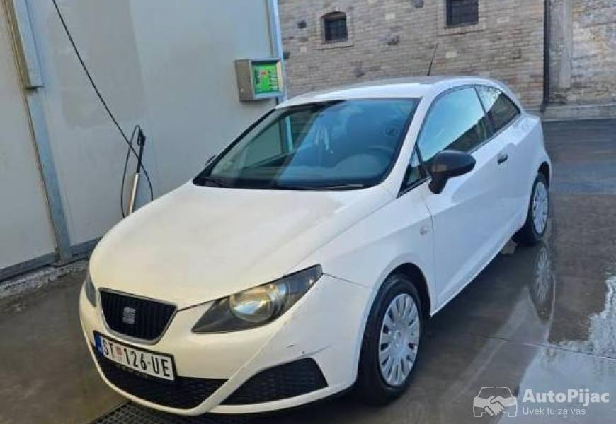 seat_ibiza_2010_14benzin_2_polovni_automobili_autopijac.rs