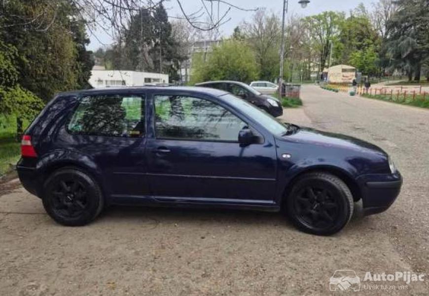 2002_volkswagen_golf_3_polovni_automobili_autopijac.rs