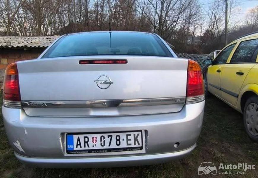 vectra_c_18_6_polovni_automobili_autopijac.rs