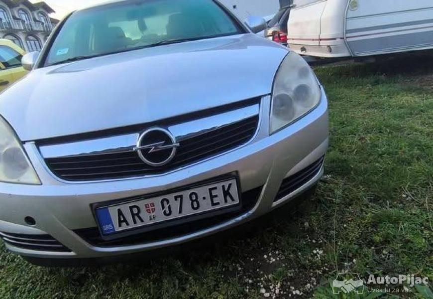 vectra_c_18_7_polovni_automobili_autopijac.rs