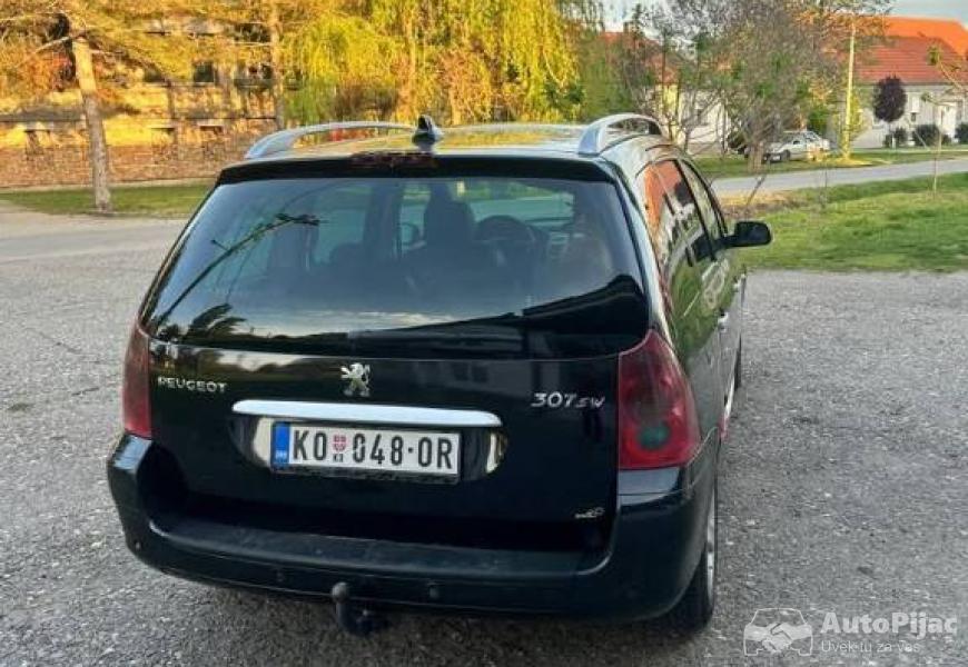 peugeot_307sw_20_hdi_100kw_136ks_4_polovni_automobili_autopijac.rs
