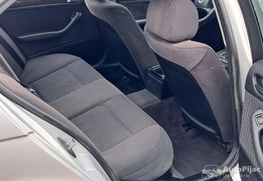 bmw_318i_benz_gas_7_polovni_automobili_autopijac.rs