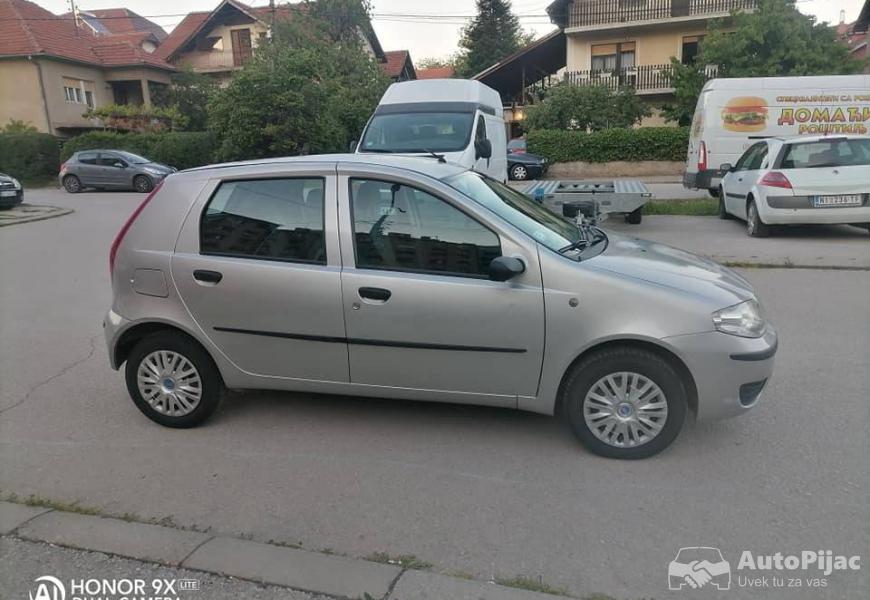 fijat_punto_12_benzinac_4_polovni_automobili_autopijac.rs