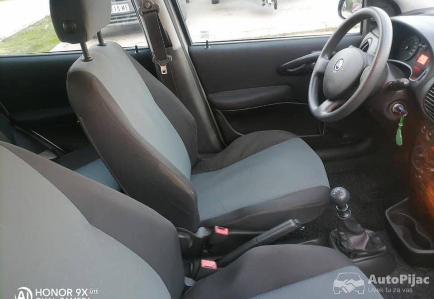 fijat_punto_12_benzinac_9_polovni_automobili_autopijac.rs