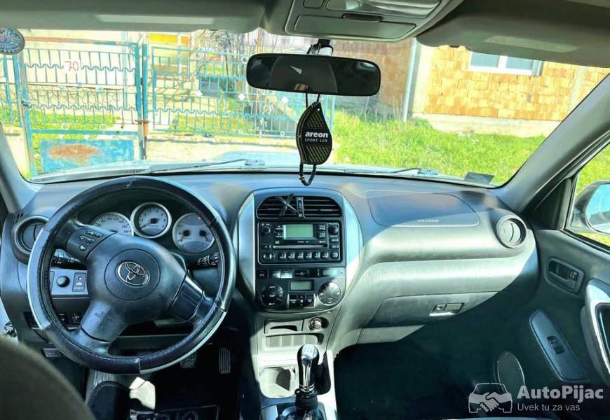toyota_rav4_4x4_9_polovni_automobili_autopijac.rs