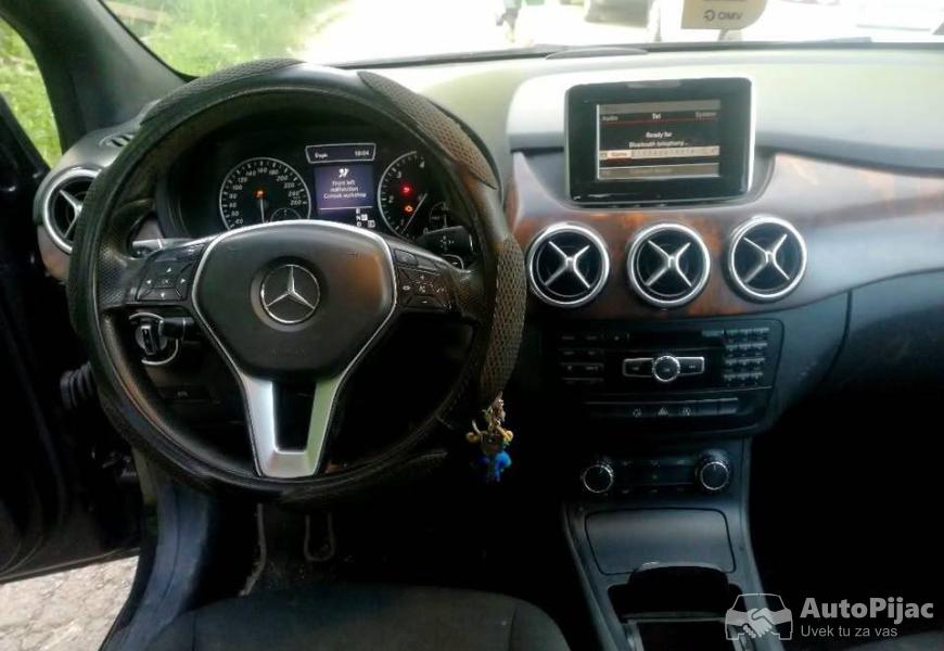 mercedes_b200cdi_2012god_registrovan_godinu_dana_2_polovni_automobili_autopijac.rs