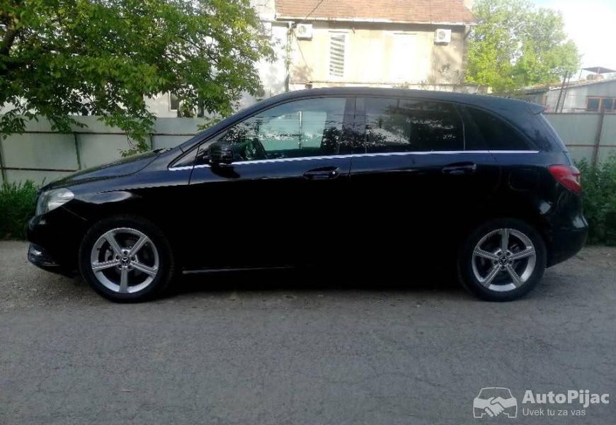 mercedes_b200cdi_2012god_registrovan_godinu_dana_5_polovni_automobili_autopijac.rs
