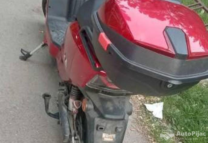 ikon_14_elektricni_skuter_1_polovni_automobili_autopijac.rs