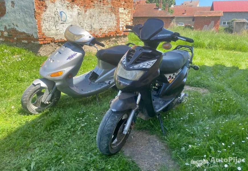 skuter_50cc_1_polovni_automobili_autopijac.rs