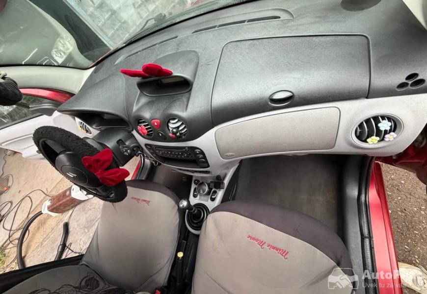 citroen_c3_14_benzin_2003_godiste_7_polovni_automobili_autopijac.rs